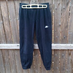 Nike Embroidered Logo Black Youth Drawstring Jogger Sweatpants Pockets